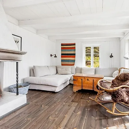 Enjoy A Getaway In The Southern Archipelago Feriehus